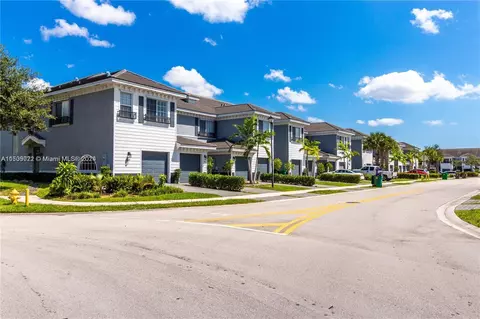 3443 NW 13th St #., Lauderhill, FL 33311