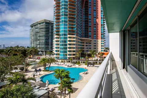 400 S Pointe Dr #501, Miami Beach, FL 33139