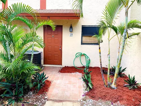 3281 E Golf Blvd, Pompano Beach, FL 33064 photo 1