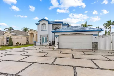 1050 NW 131st Ave, Miami, FL 33182