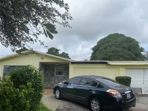 251 SW 31st Ave, Fort Lauderdale, FL 33312