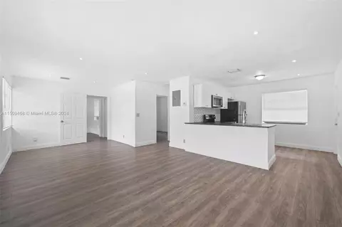 1344 NW 7th Ter, Fort Lauderdale, FL 33311