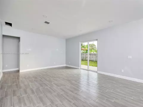 1508 E River Dr, Margate, FL 33063 photo 13