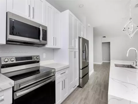 1508 E River Dr, Margate, FL 33063 photo 10