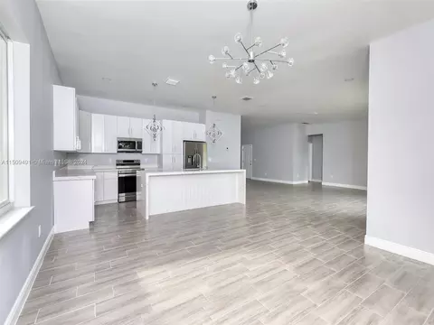 1508 E River Dr, Margate, FL 33063 photo 5