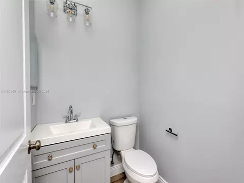 1508 E River Dr, Margate, FL 33063 photo 17