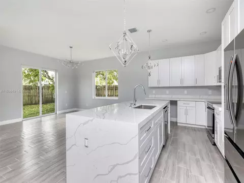 1508 E River Dr, Margate, FL 33063 photo 9
