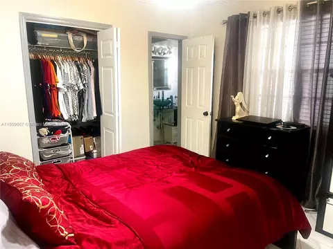 Undisclosed, Hialeah, FL 33013 photo 14