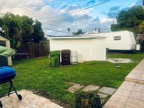 Undisclosed, Hialeah, FL 33013 photo 26
