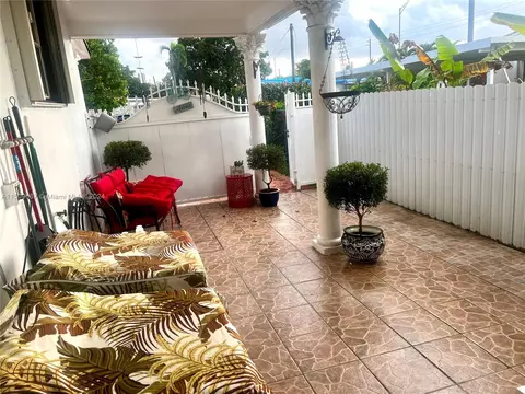 Undisclosed, Hialeah, FL 33013 photo 23