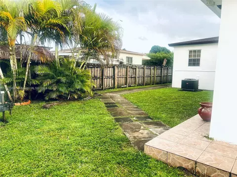 Undisclosed, Hialeah, FL 33013 photo 27