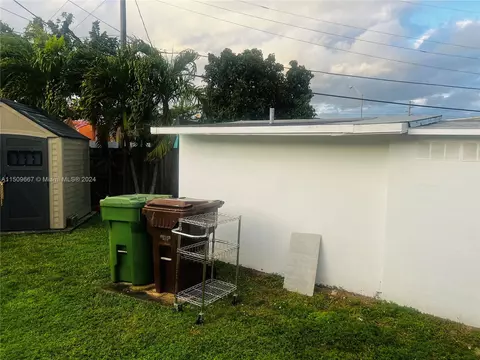 Undisclosed, Hialeah, FL 33013 photo 30