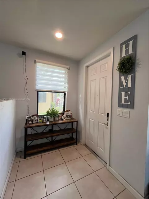 Undisclosed, Hialeah, FL 33018 photo 19