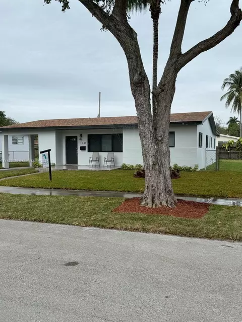 1041 NE 179th St, North Miami Beach, FL 33162