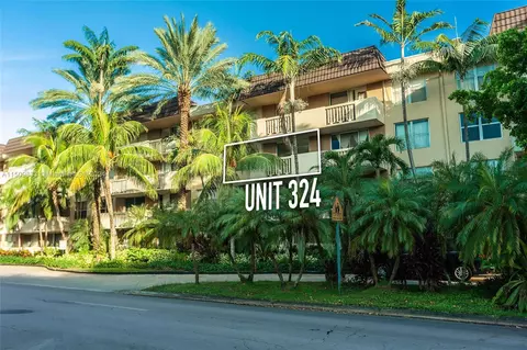 1800 Sans Souci Blvd #324, North Miami, FL 33181