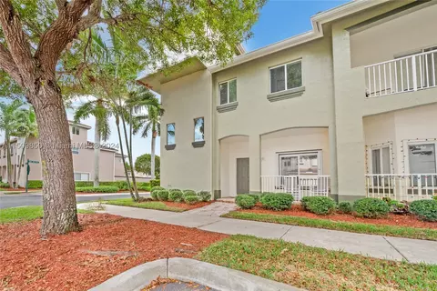 2374 SE 19th Ct, Homestead, FL 33035