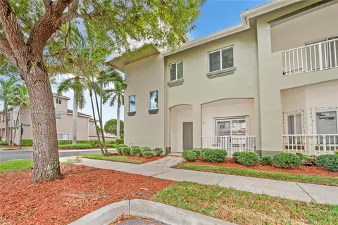 2374 SE 19th Ct, Homestead, FL 33035