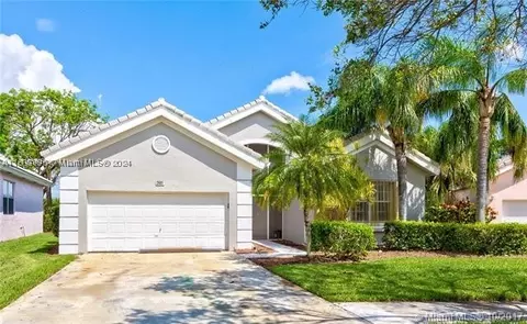 2685 SE 4th Pl, Homestead, FL 33033