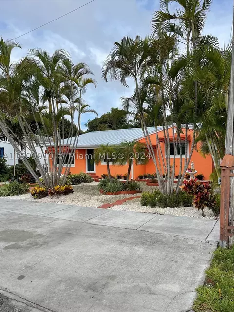 3085 NW Flagler Ter, Miami, FL 33125