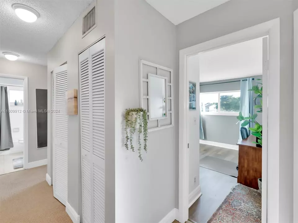  5720 NW 55th Ln, Tamarac, FL 33319 photo 22