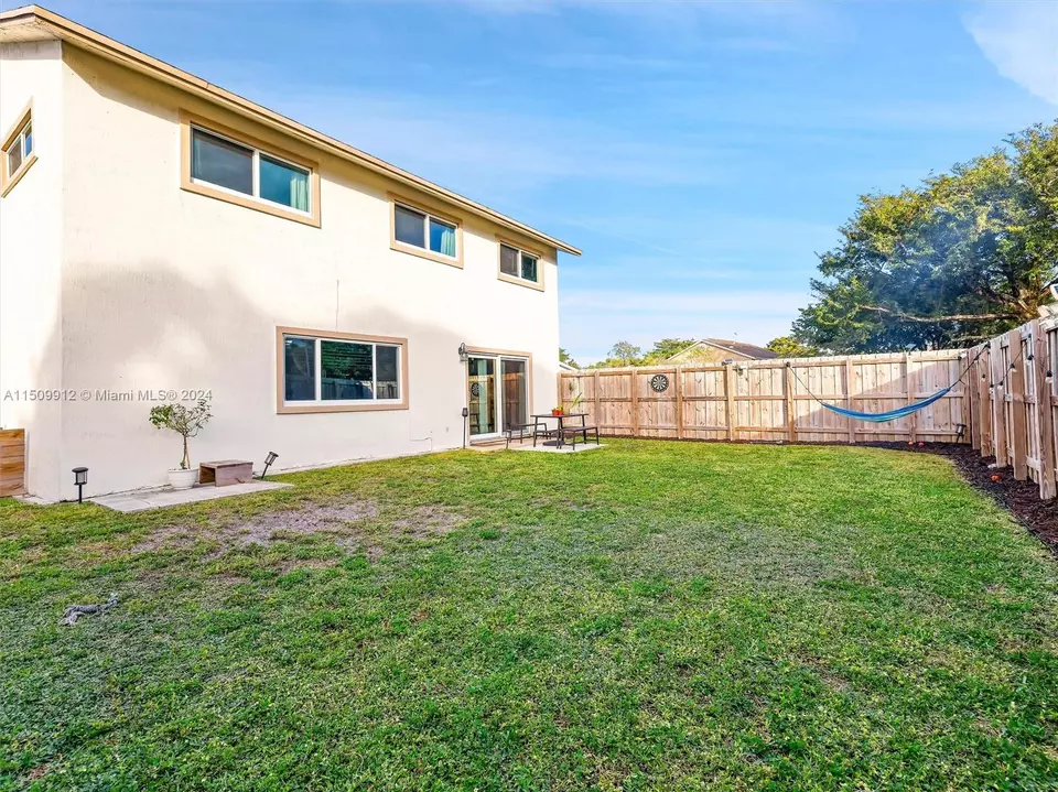  5720 NW 55th Ln, Tamarac, FL 33319 photo 35