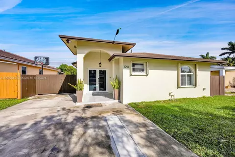 1291 NW 9th Ct, Homestead, FL 33030