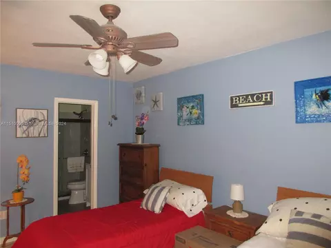 7010 Holly Rd, Miami Lakes, FL 33014 photo 21