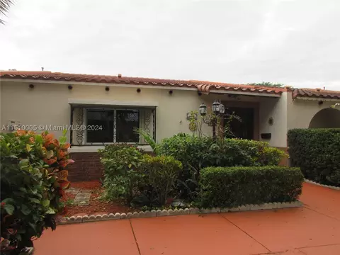 7010 Holly Rd, Miami Lakes, FL 33014 photo 1