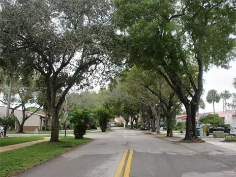 7010 Holly Rd, Miami Lakes, FL 33014 photo 6