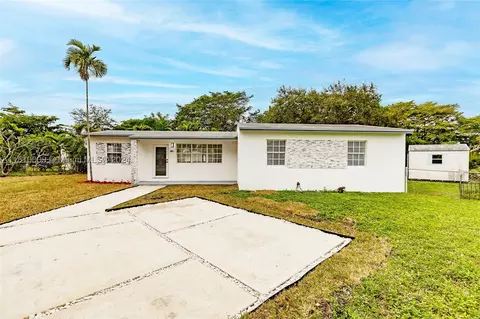 3075 NW 68th St, Miami, FL 33147