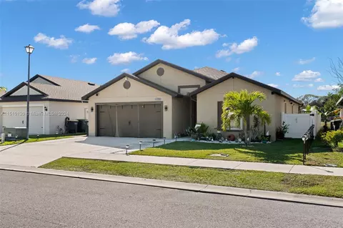 1339 Celebration Dr, Fort Pierce, FL 34947