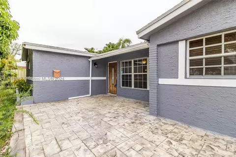 7190 Ramona St, Miramar, FL 33023
