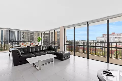 2017 S Ocean Dr #802, Hallandale Beach, FL 33009