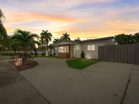 17500 NW 85th Ave, Hialeah, FL 33015