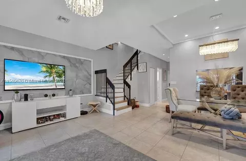 108 E Hemingway Cir #108, Margate, FL 33063