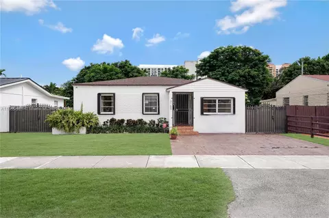 3150 SW 20th St, Miami, FL 33145