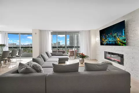 3530 Mystic Pt #2206, Aventura, FL 33180
