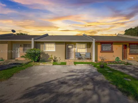 472 Sunrise Blvd, Homestead, FL 33033