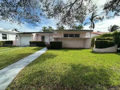 4625 Alton Rd, Miami Beach, FL 33140