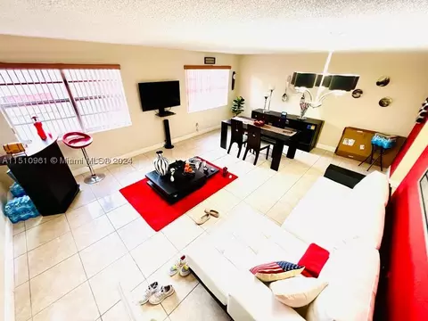1305 W 53rd St #301, Hialeah, FL 33012