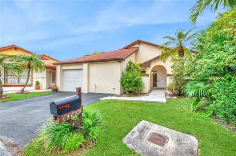 14815 SW 50th Ter, Miami, FL 33185