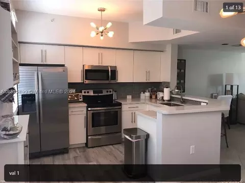 2911 NE 185th St #2106, Aventura, FL 33180