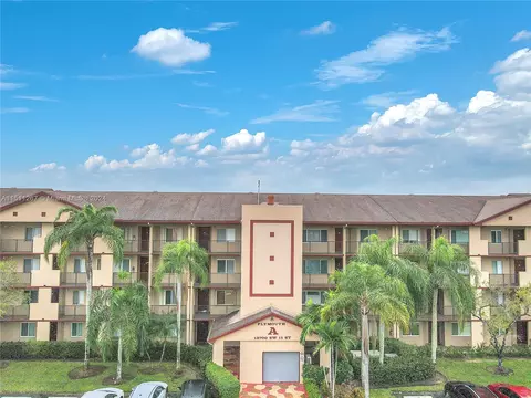 13700 SW 11th St #304A, Pembroke Pines, FL 33027