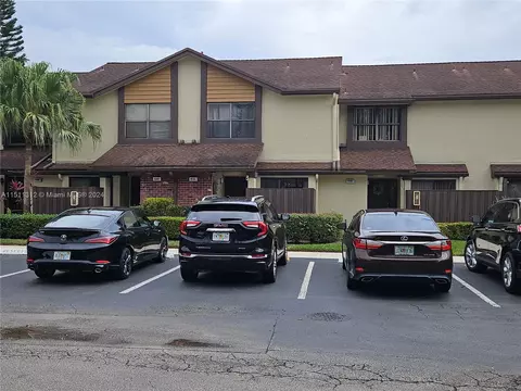 4590 S Carambola Cir S #27221, Coconut Creek, FL 33066