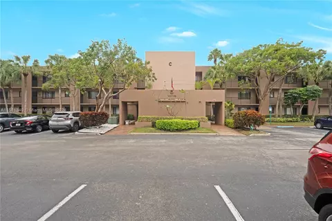 7233 Ashmont Cir #107, Tamarac, FL 33321