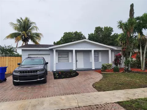 8230 SW 4th Ct, North Lauderdale, FL 33068