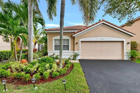 1107 Tupelo Way, Weston, FL 33327