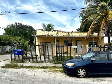 797 NW 34th St, Miami, FL 33127