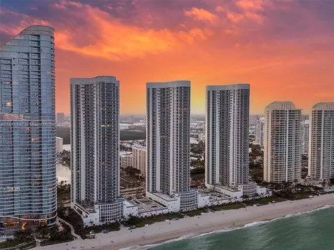 15901 Collins Ave #2607, Sunny Isles Beach, FL 33160