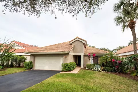 9721 NW 18th Ct, Plantation, FL 33322